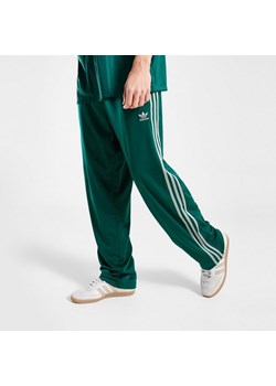 ADIDAS SPODNIE FIREBIRD TP ze sklepu JD Sports  w kategorii Spodnie męskie - zdjęcie 178383630