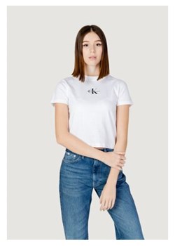 Calvin Klein Jeans T-Shirt Baby Tee J20J223113 Biały Slim Fit ze sklepu MODIVO w kategorii Bluzki damskie - zdjęcie 178384922