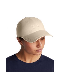 Czapka z daszkiem uniseks Under Armour StealthForm Uncrushable - beżowa ze sklepu Sportstylestory.com w kategorii Czapki z daszkiem męskie - zdjęcie 178393402