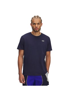 Męski t-shirt z nadrukiem Under Armour UA Hw Lc Patch SS - granatowy ze sklepu Sportstylestory.com w kategorii T-shirty męskie - zdjęcie 178400032