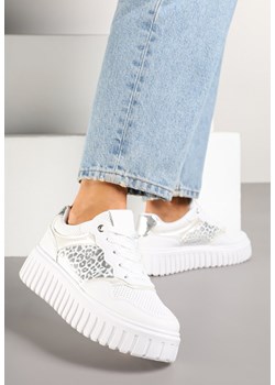 Białe Sneakersy na Tłoczonej Podeszwie ze Zdobieniami w Panterkę Gerraza ze sklepu born2be.pl w kategorii Buty sportowe damskie - zdjęcie 178415163