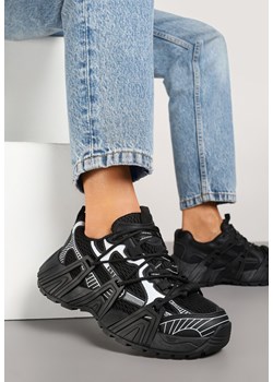 Czarne Sneakersy z Ozdobnym Sznurowaniem i Tłoczoną Podeszwą Nurilune ze sklepu born2be.pl w kategorii Buty sportowe damskie - zdjęcie 178416702