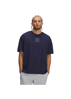 Męski t-shirt z nadrukiem Under Armour UA M Hw Os Sm Box Ss - granatowy ze sklepu Sportstylestory.com w kategorii T-shirty męskie - zdjęcie 178449390