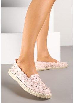 Różowe Plecione Espadryle Vices z Kwiatowym Motywem z Ażurowymi Wycięciami Honavia ze sklepu renee.pl w kategorii Espadryle damskie - zdjęcie 178525002