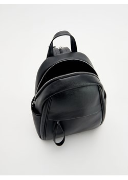 Reserved - Plecak z imitacji skóry - czarny - id: 427BC-99X - marki Reserved - 178537700 Reserved - Plecak z imitacji skóry - czarny ze sklepu Reserved w kategorii Torebki damskie - zdjęcie 178537700