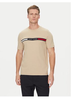 Tommy Hilfiger T-Shirt Chest Insert MW0MW36498 Beżowy Regular Fit ze sklepu MODIVO w kategorii T-shirty męskie - zdjęcie 178542471