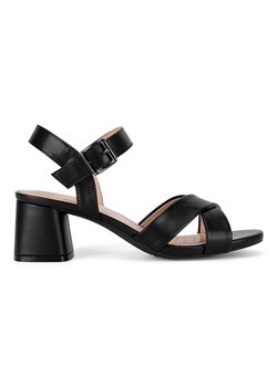 Sandały Clara Barson WSS21574-01 ze sklepu ccc.eu w kategorii Sandały damskie - zdjęcie 178555552