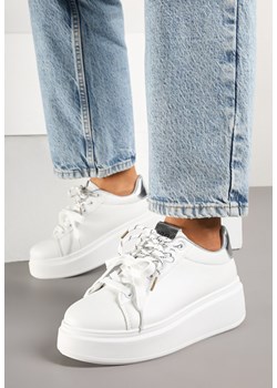 Biało-Srebrne Sneakersy Ozdobione Podwójnym Wiązaniem Zdivane ze sklepu born2be.pl w kategorii Buty sportowe damskie - zdjęcie 178560041