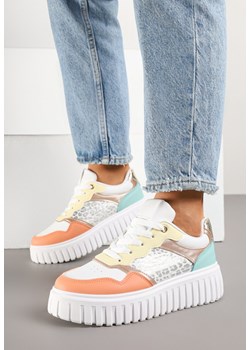 Biało-Pomarańczowe Sneakersy na Grubej Tłoczonej Podeszwie z Perforacją i Panterką Odivila ze sklepu born2be.pl w kategorii Buty sportowe damskie - zdjęcie 178560080
