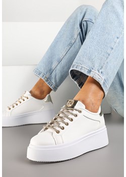 Białe Sneakersy na Grubej Podeszwie Zdobione Siateczką i Cyrkoniami Vanilra ze sklepu born2be.pl w kategorii Buty sportowe damskie - zdjęcie 178570782