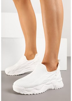 Białe Wsuwane Buty Sportowe Sneakersy z Siateczki z Tłoczeniami Nusellia ze sklepu born2be.pl w kategorii Buty sportowe damskie - zdjęcie 178571022