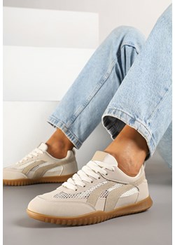 Ciemnobeżowe Sneakersy w Stylu Tenisówek Ozdobione Paskami Amooshea ze sklepu born2be.pl w kategorii Buty sportowe damskie - zdjęcie 178571172