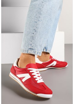 Czerwone Sneakersy w Stylu Kultowych Tenisówek z Ozdobnymi Przeszyciami Valtewi ze sklepu born2be.pl w kategorii Buty sportowe damskie - zdjęcie 178591103