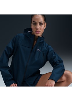 Damska kurtka do biegania Storm-FIT ADV Nike Trail - Niebieski ze sklepu Nike poland w kategorii Kurtki damskie - zdjęcie 178603621