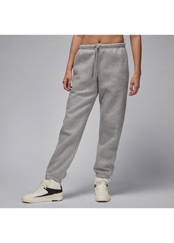 Spodnie damskie Jordan Brooklyn Fleece - Szary ze sklepu Nike poland w kategorii Spodnie damskie - zdjęcie 178605062