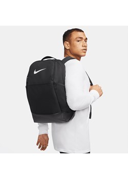 Plecak treningowy Nike Brasilia 9.5 (rozmiar M, 24 l) - Czerń ze sklepu Nike poland w kategorii Plecaki - zdjęcie 178605910