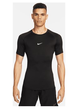 Męska przylegająca koszulka z krótkim rękawem do fitnessu Dri-FIT Nike Pro - Czerń ze sklepu Nike poland w kategorii T-shirty męskie - zdjęcie 178606491