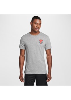 T-shirt męski Dri-FIT Kobe „Stockings” - Szary ze sklepu Nike poland w kategorii T-shirty męskie - zdjęcie 178607262