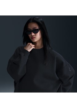 Damska bluza o kroju oversize z półokrągłym dekoltem Dri-FIT Nike 24.7 ImpossiblySoft - Czerń ze sklepu Nike poland w kategorii Bluzy damskie - zdjęcie 178607430