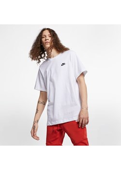 T-shirt męski Nike Sportswear Club - Biel ze sklepu Nike poland w kategorii T-shirty męskie - zdjęcie 178610362