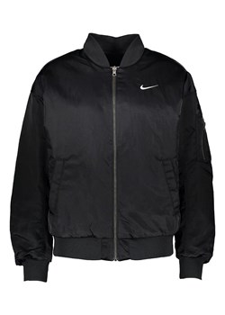 Nike Dwustronna kurtka przejściowa &quot;Varsity&quot; w kolorze czarnym ze sklepu Limango Polska w kategorii Kurtki damskie - zdjęcie 178613633
