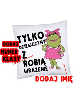 Poduszki dla koleżanek z klasy na dzień kobiet oraz imieniem ze sklepu Time For Fashion w kategorii Poszewki na poduszki - zdjęcie 178616142