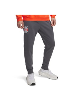 Męskie spodnie dresowe Under Armour UA Rival Terry Logo Jogger - szare ze sklepu Sportstylestory.com w kategorii Spodnie męskie - zdjęcie 178639153