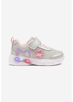 Srebrne Buty Sportowe Sneakersy z Sercem Ledami i Gwiazdkami Ulamaris ze sklepu born2be.pl w kategorii Buty sportowe dziecięce - zdjęcie 178654700