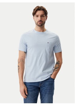 Tommy Hilfiger T-Shirt Essential MW0MW37283 Błękitny Regular Fit ze sklepu MODIVO w kategorii T-shirty męskie - zdjęcie 178671061