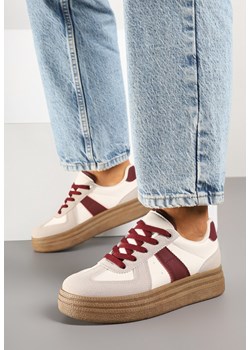 Beżowo-Bordowe Sneakersy Klasyczne Tenisówki na Tłoczonej Platformie Nanislla ze sklepu born2be.pl w kategorii Buty sportowe damskie - zdjęcie 178675584