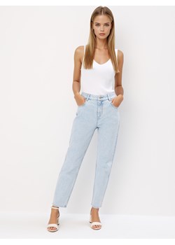 Mohito - Jeansy mom slim push up - niebieski ze sklepu Mohito w kategorii Jeansy damskie - zdjęcie 178684172