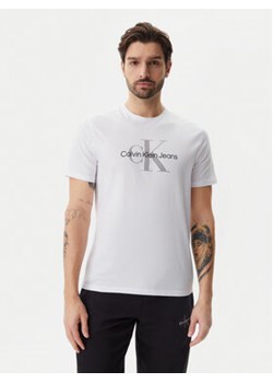 Calvin Klein Jeans T-Shirt LV040EM286 Biały Regular Fit ze sklepu MODIVO w kategorii T-shirty męskie - zdjęcie 178693414