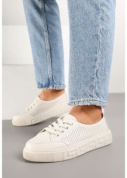 Beżowe Sneakersy ze Skóry Naturalnej z Perforacją Isolena ze sklepu renee.pl w kategorii Buty sportowe damskie - zdjęcie 178698351
