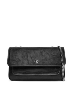 Calvin Klein Jeans Torebka Chain Ew Flap Conv Chain Bag LV04K3084G Czarny ze sklepu MODIVO w kategorii Kopertówki - zdjęcie 178706762