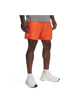 Męskie spodenki treningowe Under Armour UA Tech Woven Emboss Short - pomarańczowe ze sklepu Sportstylestory.com w kategorii Spodenki męskie - zdjęcie 178709961