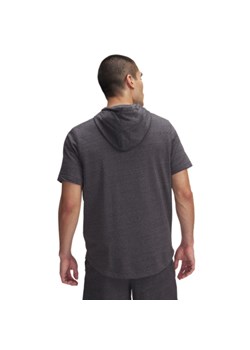 Męska bluza dresowa nierozpinana z krótkim rękawem Under Armour UA Rival Terry LC SS HD - szara ze sklepu Sportstylestory.com w kategorii Bluzy męskie - zdjęcie 178709980