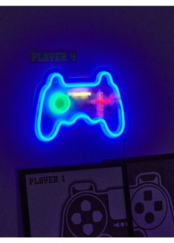 Sinsay - Lampka neon z motywem gamingowym - wielobarwny ze sklepu Sinsay w kategorii Dom - zdjęcie 178722900