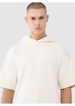 Męska bluza dresowa z krótkim rękawem 4F 4FRSS25TSWSM2145 - biała ze sklepu Sportstylestory.com w kategorii Bluzy męskie - zdjęcie 178735273