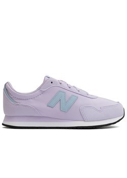 Buty New Balance GC323AE - fioletowe ze sklepu streetstyle24.pl w kategorii Buty sportowe damskie - zdjęcie 178737970