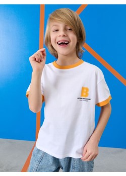 Sinsay - Koszulka z nadrukiem na plecach - biały ze sklepu Sinsay w kategorii T-shirty chłopięce - zdjęcie 178740420