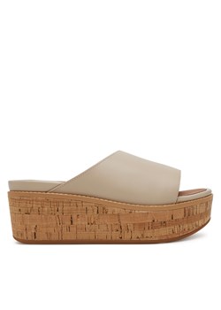 Klapki FitFlop FT5 A20 Beżowy ze sklepu eobuwie.pl w kategorii Klapki damskie - zdjęcie 178757303