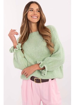 Sweter z falbankami na przy rękawach pistacjowy MI-SW-2912.10X, Kolor pistacjowy, Rozmiar uniwersalny, ITALY MODA ze sklepu Primodo w kategorii Swetry damskie - zdjęcie 178787161