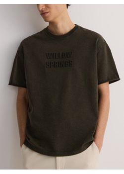 Reserved - T-shirt boxy z efektem sprania - brązowy ze sklepu Reserved w kategorii T-shirty męskie - zdjęcie 178808762