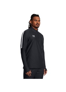 Męska bluza treningowa nierozpinana bez kaptura Under Armour UA M\'s Challenger Pro 1/4 Zip - czarna ze sklepu Sportstylestory.com w kategorii Bluzy męskie - zdjęcie 178828771