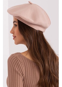 Beżowy beret damski AT-CZ-231305.82P, Kolor beżowy, Rozmiar uniwersalny, WOOL FASHION ITALIA ze sklepu Primodo w kategorii Czapki zimowe damskie - zdjęcie 178878840