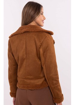 Krótka kurtka z kożuchem MI-KR-21848.71, Kolor jasny brąz, Rozmiar S, ITALY MODA ze sklepu Primodo w kategorii Kurtki damskie - zdjęcie 178878911