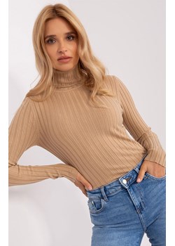 Sweter z golfem camelowy PM-SW-1087.09, Kolor camel, Rozmiar S/M, P-M ze sklepu Primodo w kategorii Swetry damskie - zdjęcie 178878914