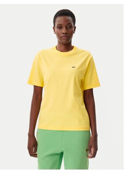 Lacoste T-Shirt TF7215 Żółty Loose Fit ze sklepu MODIVO w kategorii Bluzki damskie - zdjęcie 178894222