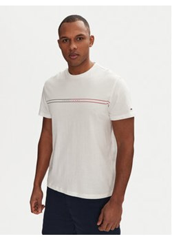 Tommy Jeans T-Shirt Entry Graphic DM0DM20779 Biały Slim Fit ze sklepu MODIVO w kategorii T-shirty męskie - zdjęcie 178901804
