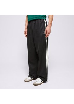 ADIDAS SPODNIE BAGGY TP ze sklepu Sizeer w kategorii Spodnie męskie - zdjęcie 178902892